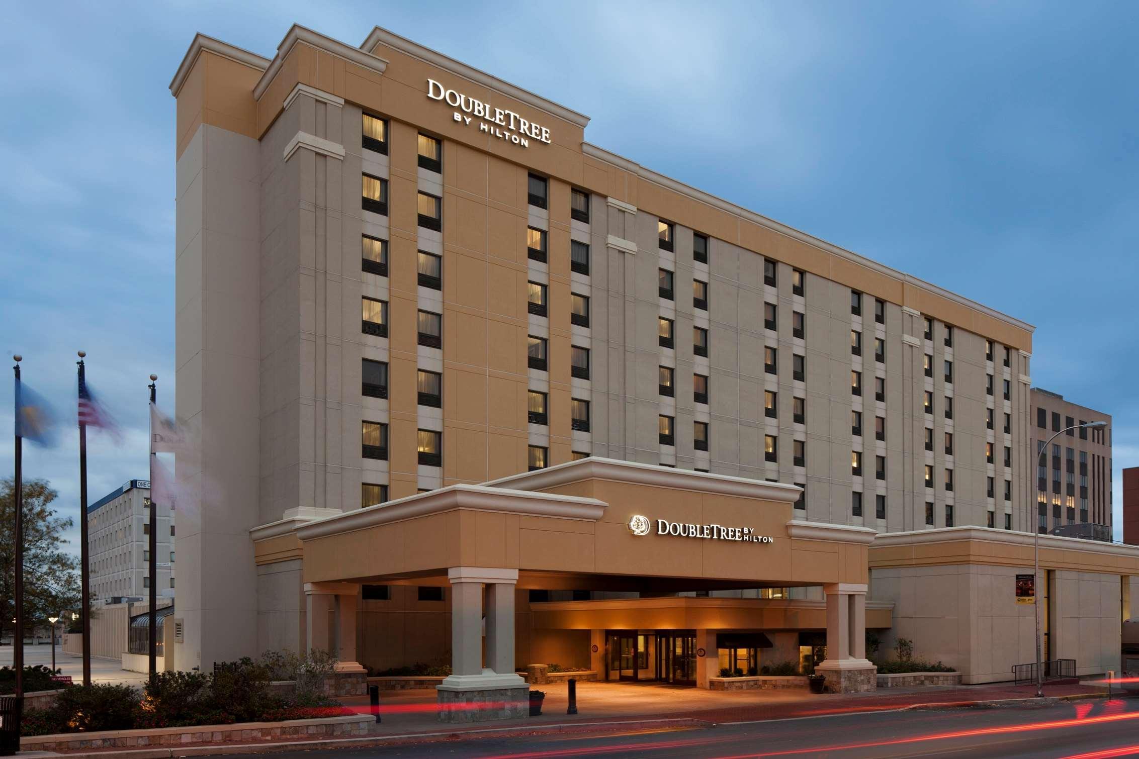 Doubletree By Hilton Downtown Wilmington - Legal District Exterior photo