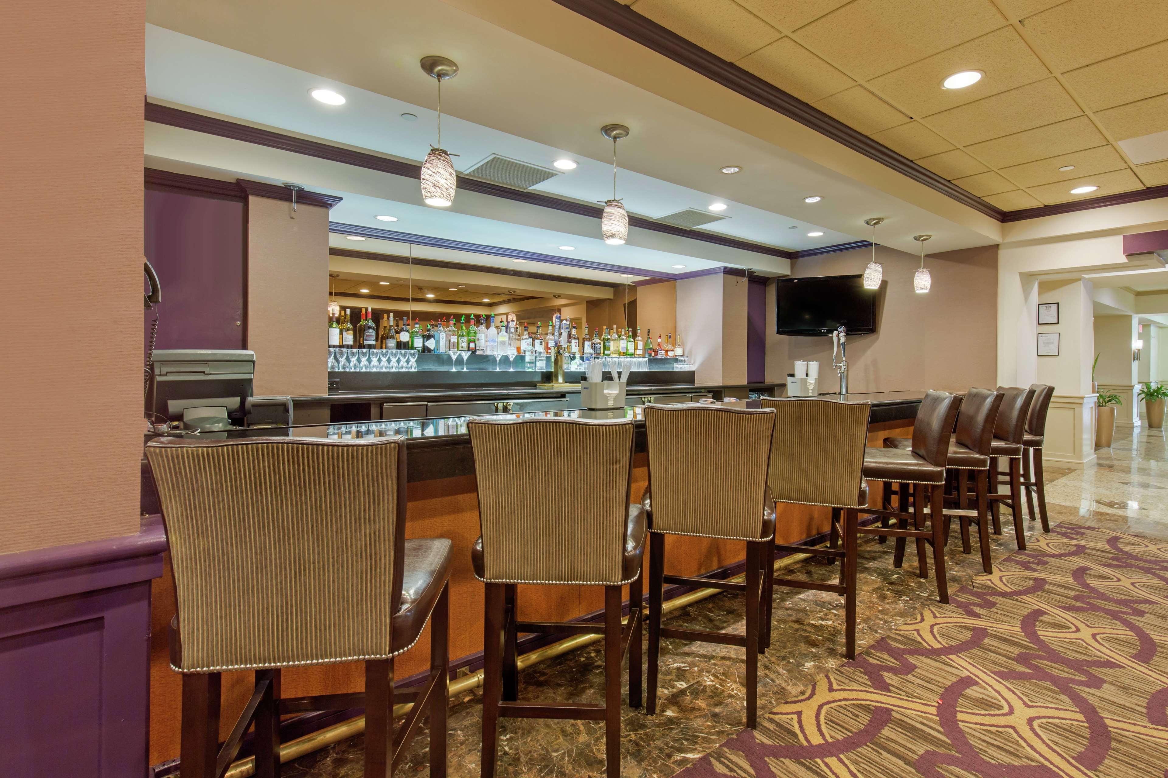 Doubletree By Hilton Downtown Wilmington - Legal District Exterior photo