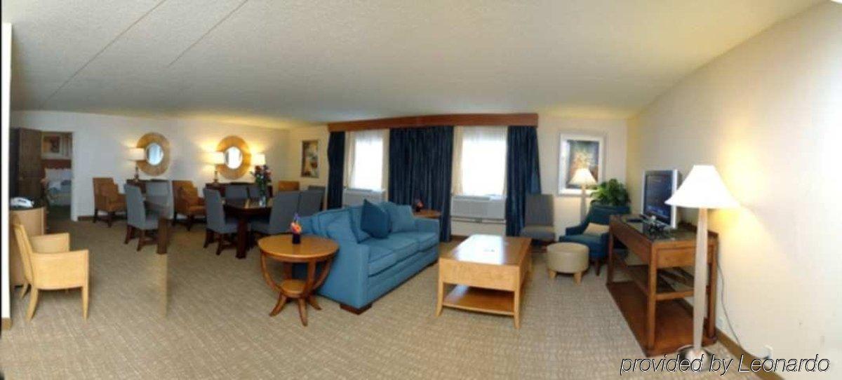 Doubletree By Hilton Downtown Wilmington - Legal District Room photo