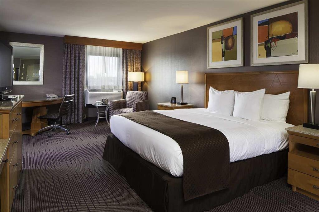 Doubletree By Hilton Downtown Wilmington - Legal District Room photo